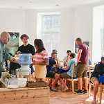 Cinnamon Sally Backpackers Hostel